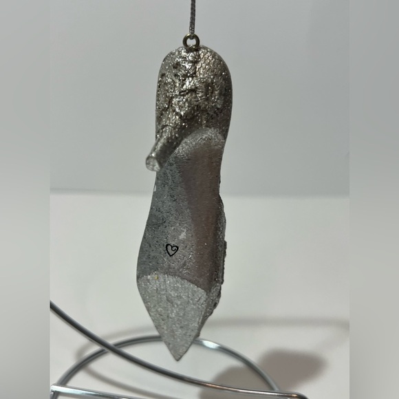 VTG Silver Bling Flower Raised High Heel Christmas Ornament - Picture 3 of 11